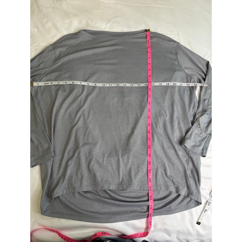 Lululemon Back In Action Long Sleeve - Picture 4 of 9